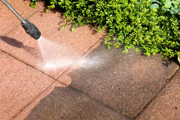 Why Choose Our Certified Pressure Washing Experts for Your Project Needs in Mira Monte, CA?